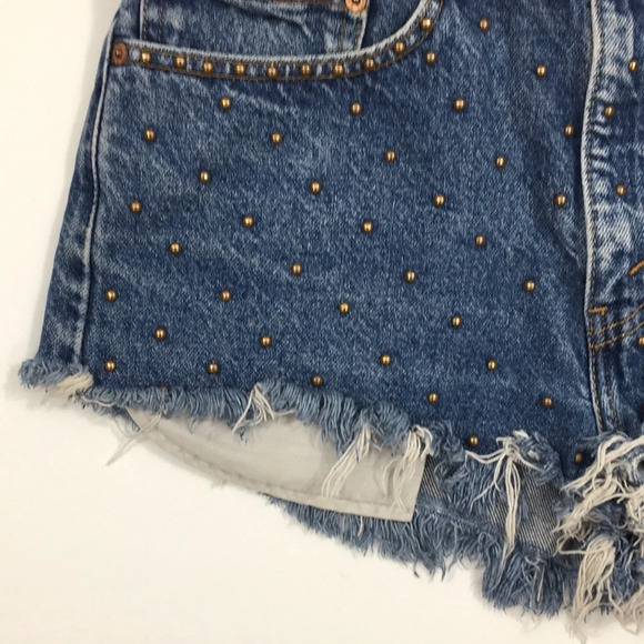 Levis 550 Vintage Cut Off Jeans‎ Furst of a Kind Shorts Womens 31x30 Studded - Picture 3 of 12